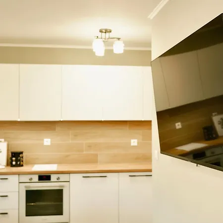 2br Centralside Retreat With Free Private Parking *