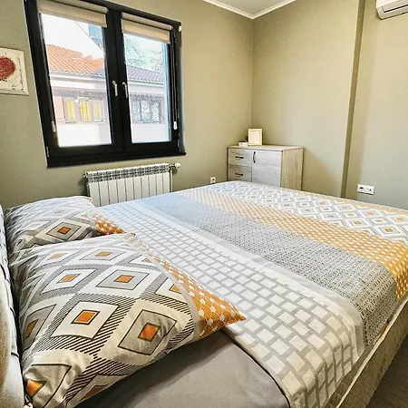 Apartamento Centralside Retreat With Free Parking Spot Plovdiv