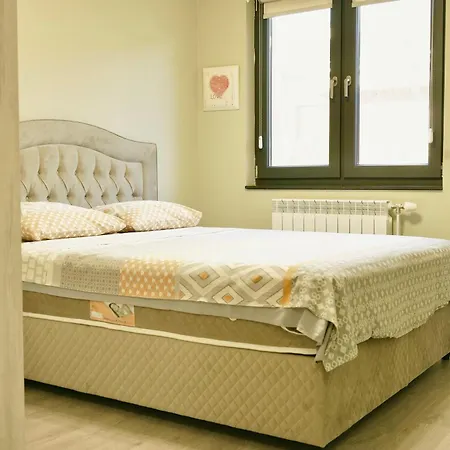 Appartement 2br Centralside Retreat With Free Private Parking Plovdiv